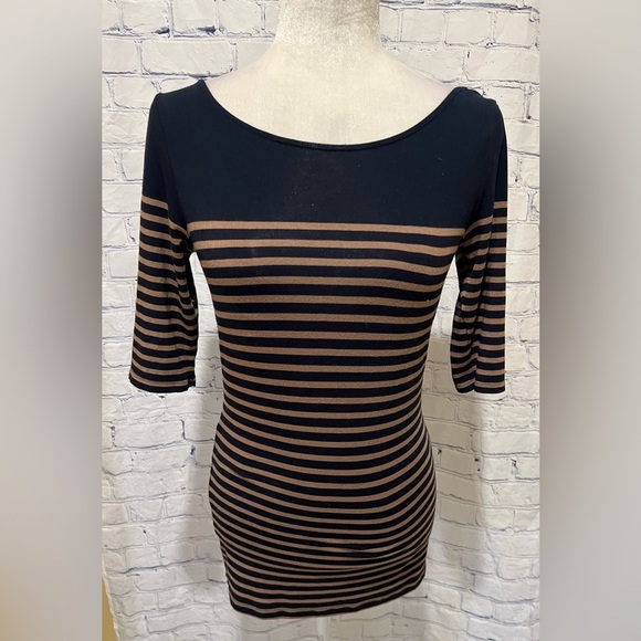 Club Monaco Stretchy striped 3/4 sleeves shirt Size Small - Picture 1 of 6